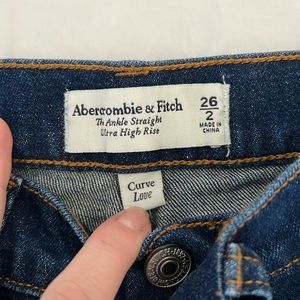 The ankle straight ultra high rise curve love Jean